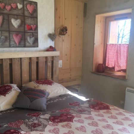 Bed and Breakfast la gravinette à Cruet Extérieur photo